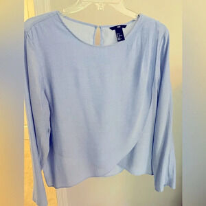 H&M Drape front 14 Long Sleeve soft blue w/pearl button key hole closure @ neck.